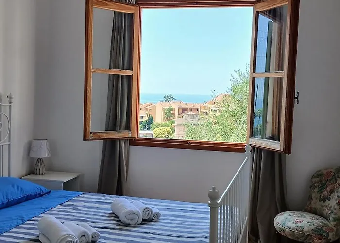 Sunhome Sea View And Direct Access