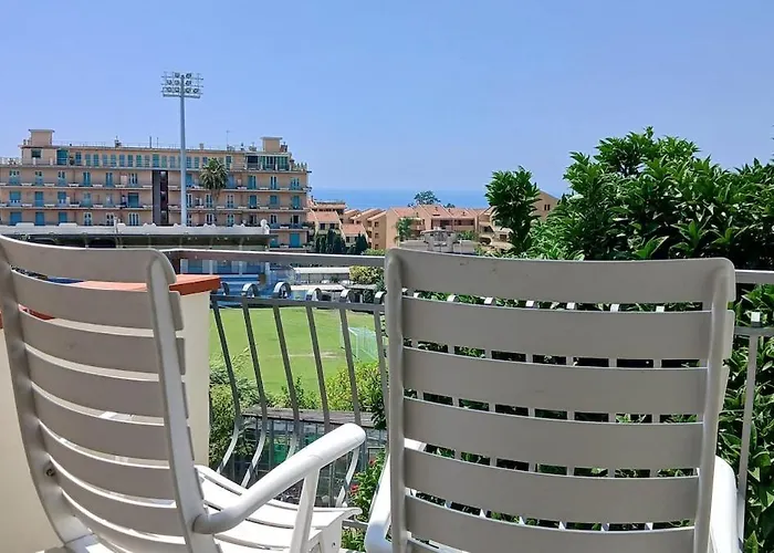 Sunhome Sea View And Direct Access Sanremo